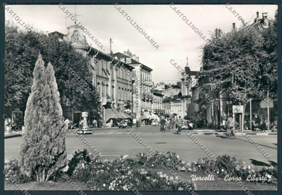 Vercelli Città Crso Libertà foto FG cartolina BB4157 – fronte