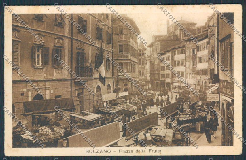 Bolzano Città mercato Piazza della Frutta cartolina BB7313 – fronte