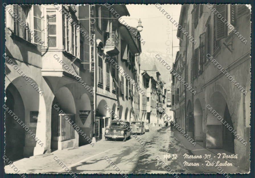 Bolzano Merano Portici Auto PIEGA foto FG cartolina BB7837 – fronte