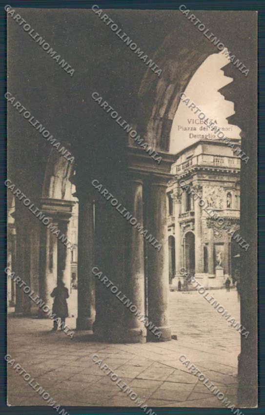 Vicenza città Piazza dei Signori cartolina BB8287 – fronte