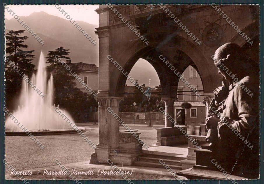 Trento Rovereto Piazzetta Vannetti PIEGHE foto FG cartolina BB9901 – fronte