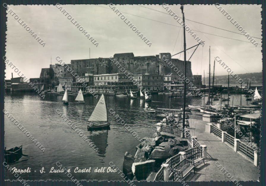 Napoli città Foto FG cartolina EE3987 – fronte