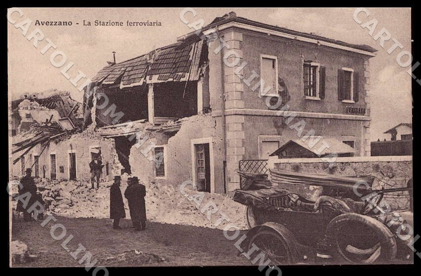 L'Aquila Avezzano Stazione ferroviaria Alterocca Auto Terremoto cartolina GM0151 – fronte