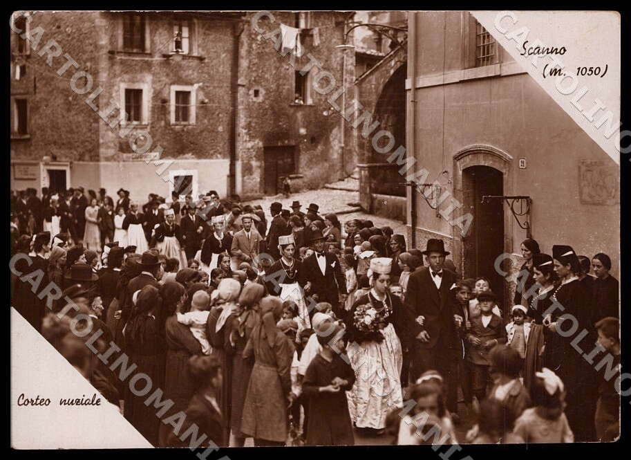 L'Aquila Scanno Corteo nuziale PIEGHINA RETRO ABRASO FG Foto cartolina GM0677 – fronte