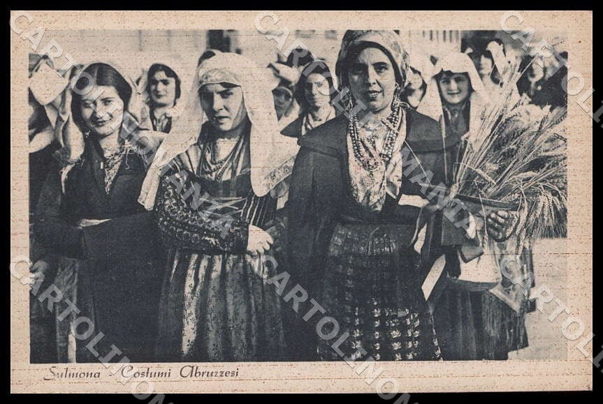 L'Aquila Sulmona Costumi Abruzzesi Alterocca cartolina GM0710 – fronte