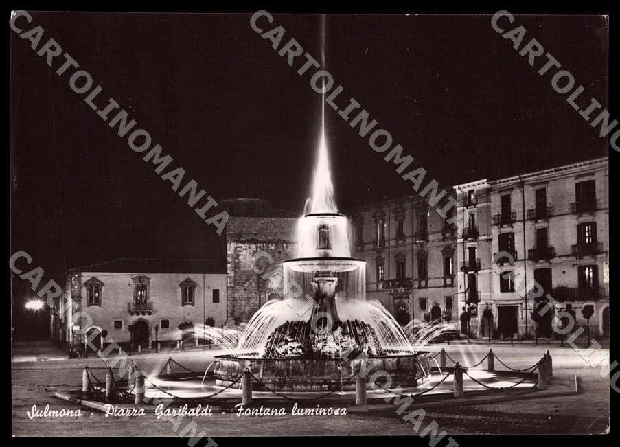 L'Aquila Sulmona Piazza Garibaldi Fontana luminosa FG Foto cartolina GM0724 – fronte