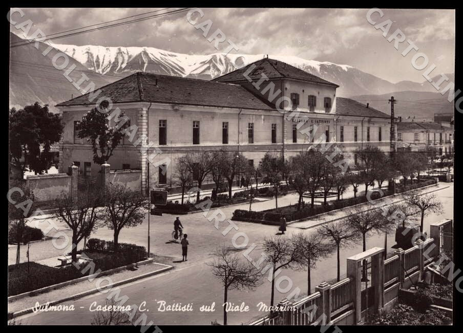 L'Aquila Sulmona Caserma Cesare Battisti Viale Mazzini FG Foto cartolina GM0735 – fronte