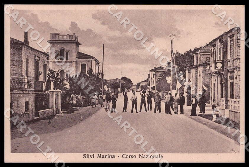 Teramo Silvi Marina Corso Nazionale cartolina GM1044 – fronte
