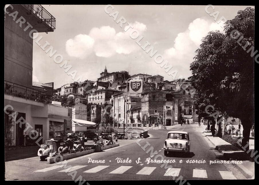 Pescara Penne Viale San Francesco scorcio Vespa Piaggio FG Foto cartolina GM1479 – fronte