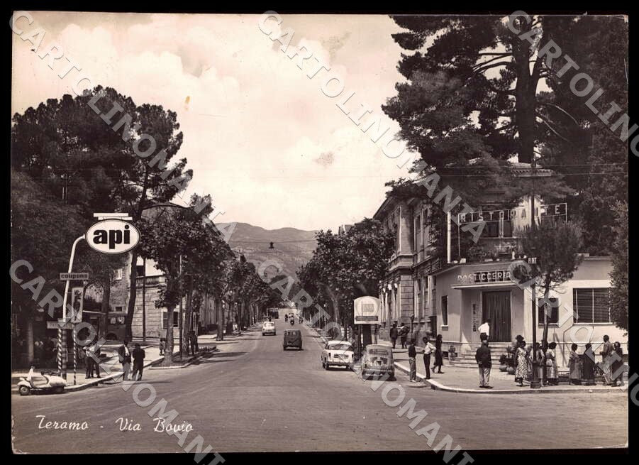 Teramo Città Via Bovio Auto Moto Vespa Piaggio FG Foto cartolina GM1512 – fronte