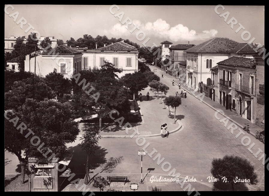 Teramo Giulianova Lido Via Nazario Sauro FG Foto cartolina GM1552 – fronte
