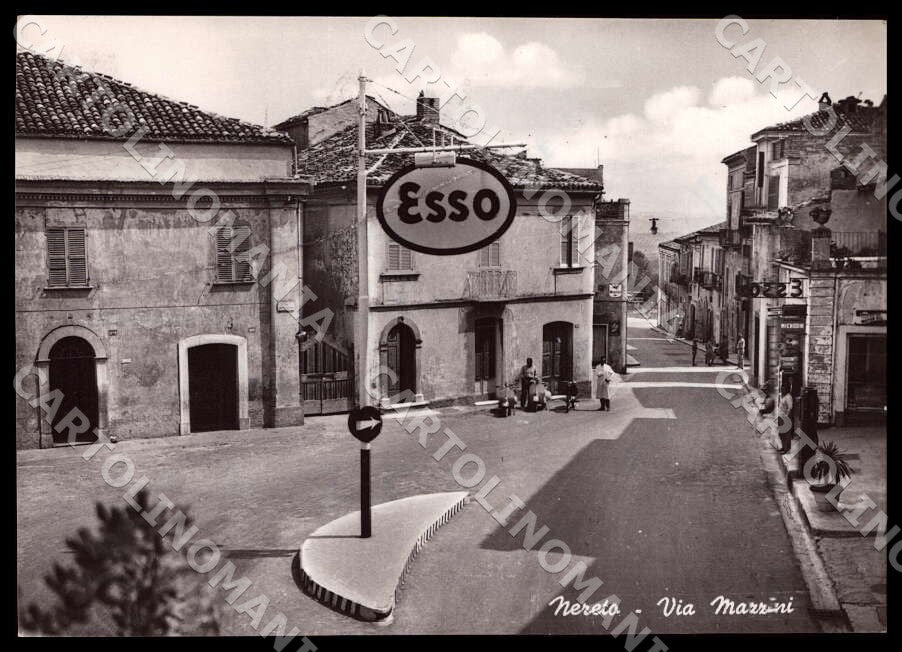 Teramo Nereto Via Mazzini Distributore Vespa Piaggio FG Foto cartolina GM1566 – fronte