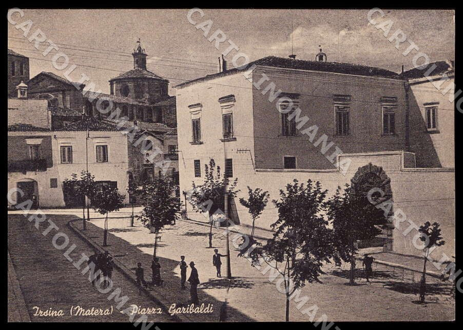Matera Irsina Piazza Garibaldi FG cartolina GM1790 – fronte
