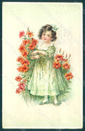 Greetings Child Girl Lily Flowers Relief postcard HR0700 – fronte