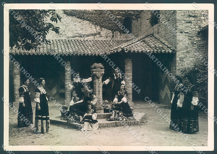 Piacenza Grazzano Visconti Costumi Foto FG cartolina JK3641 – fronte