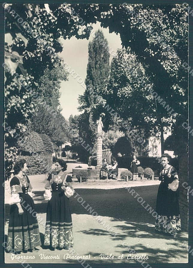 Piacenza Grazzano Visconti Costumi Foto FG cartolina JK3653 – fronte