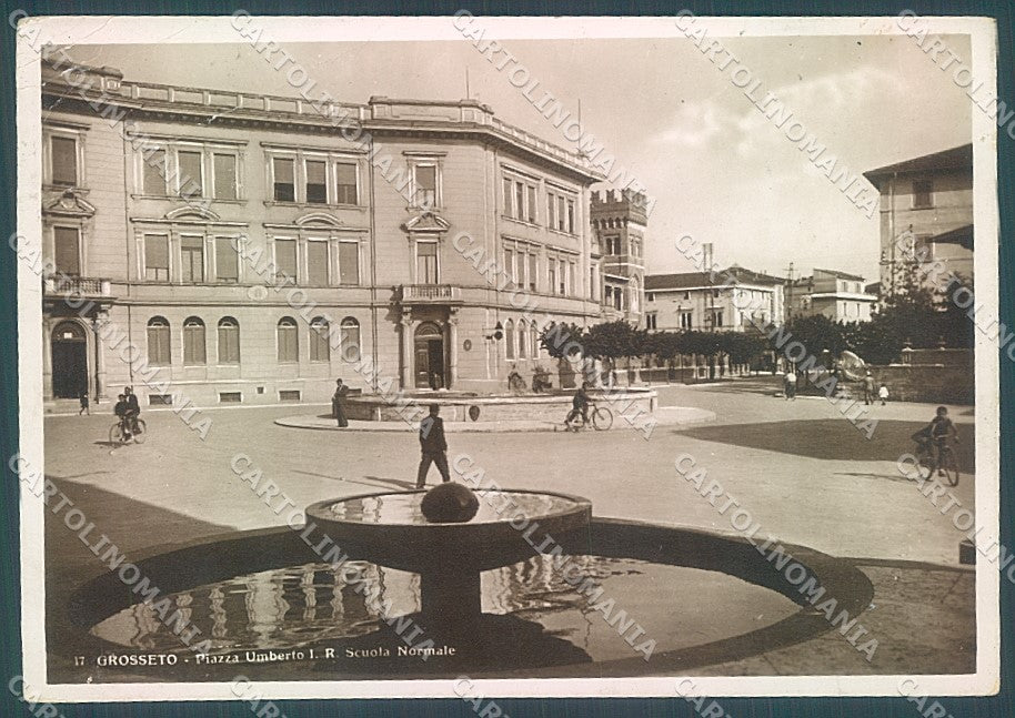 Grosseto Città Piazza Umberto I PIEGATA Foto FG cartolina JK4452 – fronte