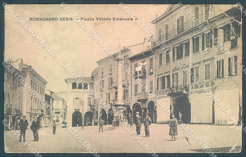 Novara Romagnano Sesia Piazza Vittorio Emanuele II PIEGHINE cartolina JK5120 – fronte
