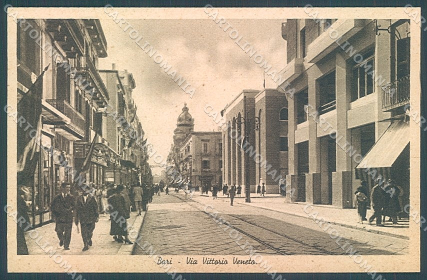 Bari Città Via Vittorio Veneto cartolina JK5935 – fronte