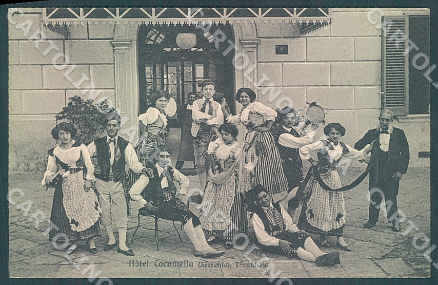 Napoli Sorrento Hotel Cocumella Costumi Tarantella cartolina JK7557 – fronte