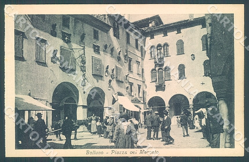 Belluno Città Piazza del Mercato cartolina JK7596 – fronte