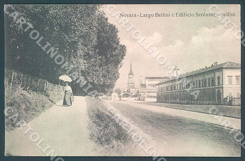 Novara Città Largo Bellini Edificio Scolastico cartolina JK7755 – fronte