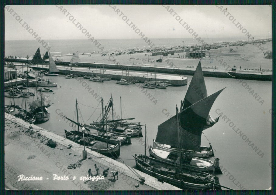 Rimini Riccione Barche PIEGHINE Foto FG cartolina KB0363 – fronte