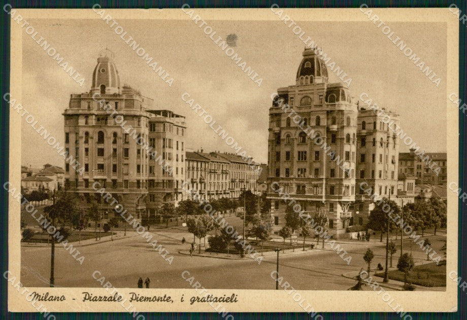 Milano Città PIEGHINE FG cartolina KB3524 – fronte