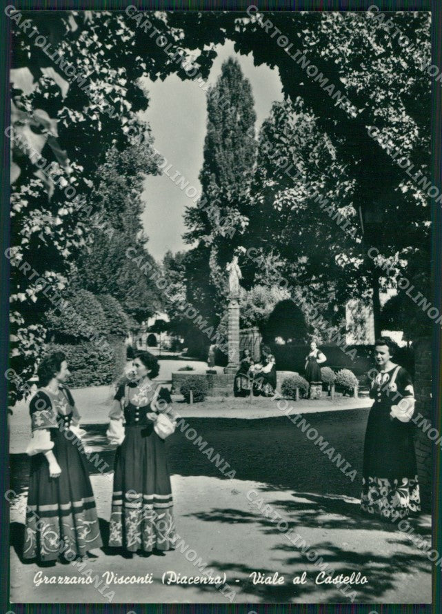 Piacenza Vigolzone Grazzano Visconti Costumi Foto FG cartolina KB3637 – fronte