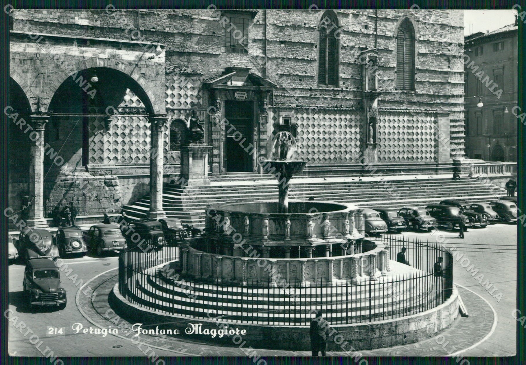 Perugia Città Fontana Maggiore FG Foto cartolina KB4647 – fronte