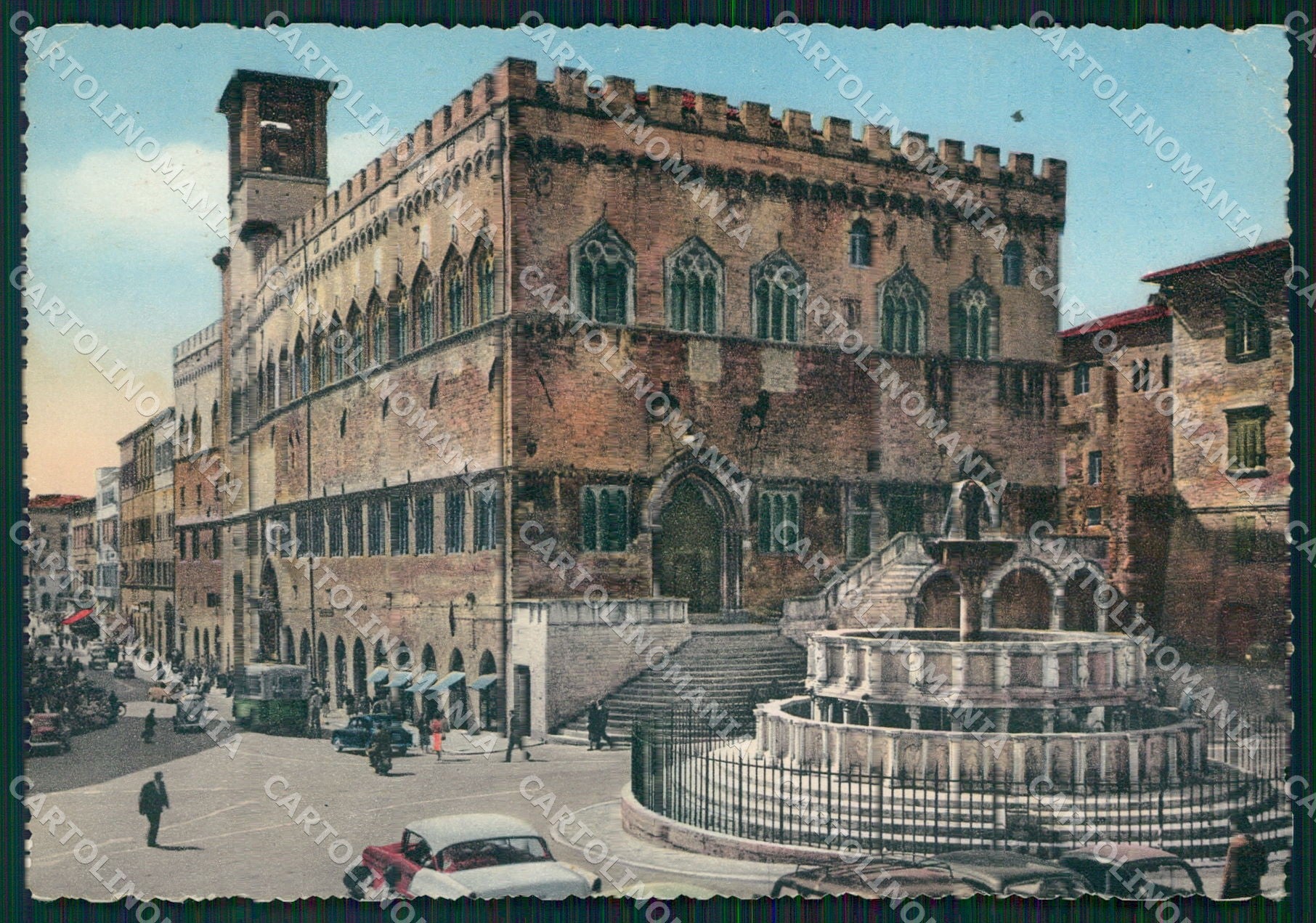 Perugia Città Comune Corriera Auto FG cartolina KB4692 – fronte