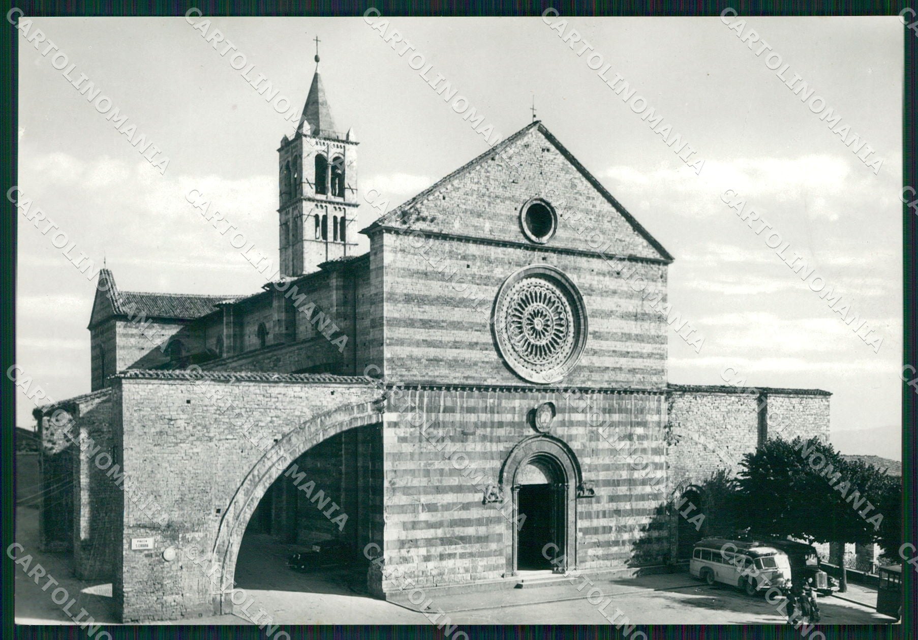 Perugia Assisi Corriera FG Foto cartolina KB4784 – fronte