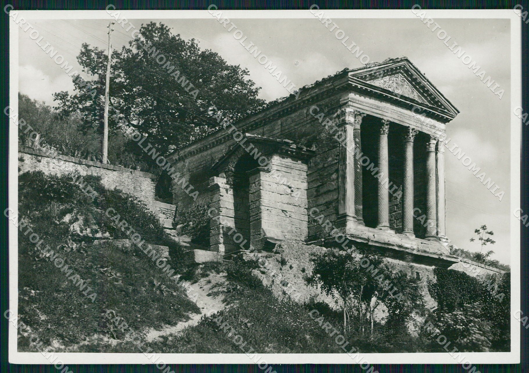 Perugia Spoleto Tempio di ClitunnoFG Foto cartolina KB4869 – fronte