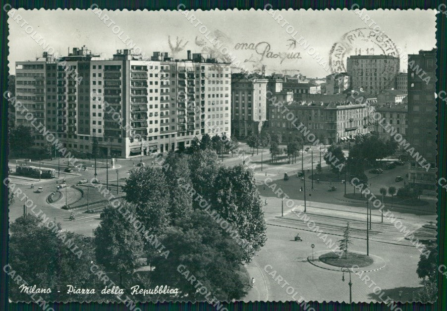 Milano Città Piazza della Repubblica FG Foto cartolina KB5246 – fronte