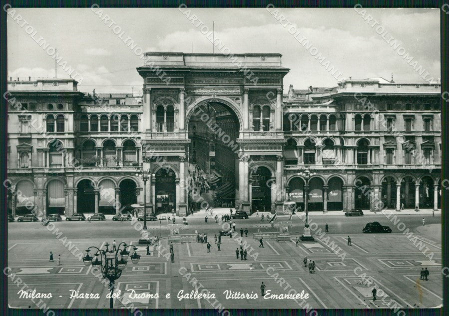 Milano Città Piazzo Duomo FG Foto cartolina KB5344 – fronte