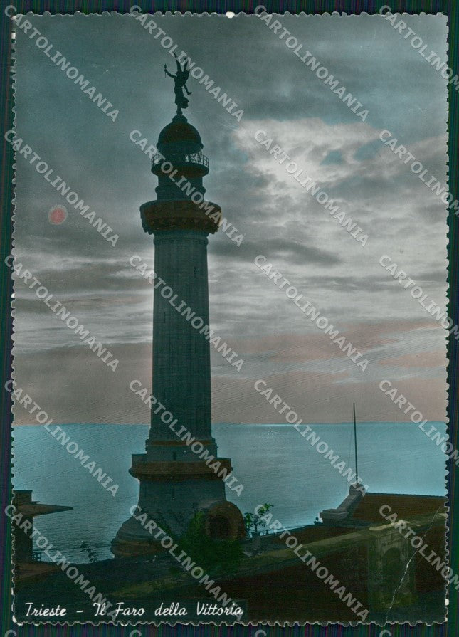 Trieste Città Faro PIEGA FG Foto cartolina KB5494 – fronte