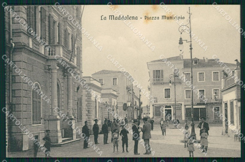 Sassari La Maddalena Piazza Municipio postcard KF1170 – fronte