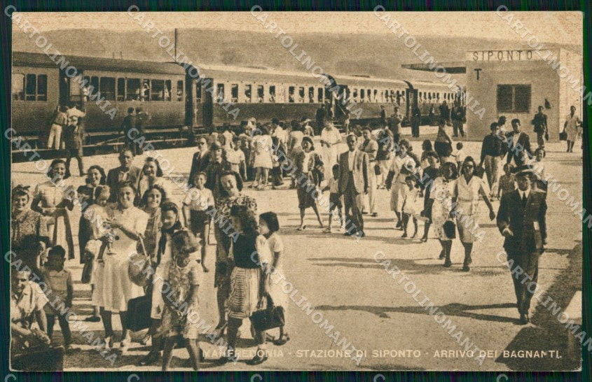 Foggia Manfredonia Siponto Stazione PIEGHINA cartolina KF2164 – fronte