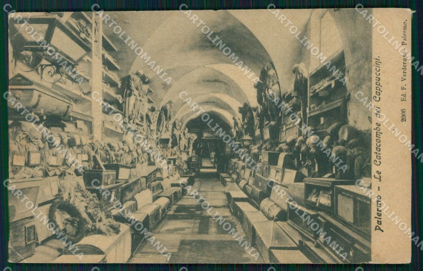 Palermo Città Catacombe Cappiccini PIEGHINE cartolina KF2310 – fronte