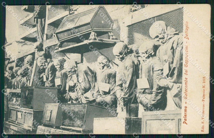Palermo Città Catacombe Cappiccini cartolina KF2318 – fronte