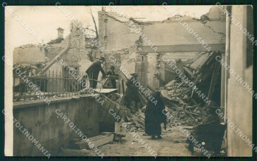 Padova Città Rovine di Guerra Foto cartolina KF2674 – fronte