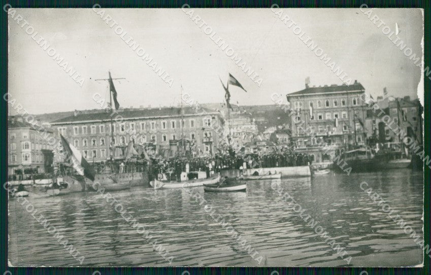Trieste ? Città Foto cartolina KF2680 – fronte