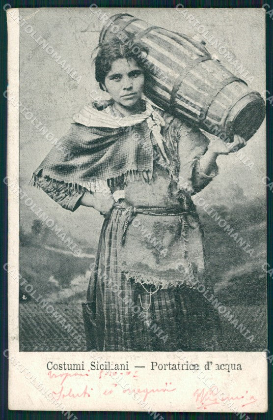 Trapani città costumi portatrice d'acqua PIEGHE postcard cartolina KF3505 – fronte
