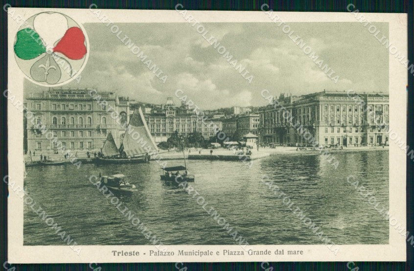 Trieste città Palazzo Municipale Piazza Grande Alterocca WWI Tricolore cp KF5732 – fronte