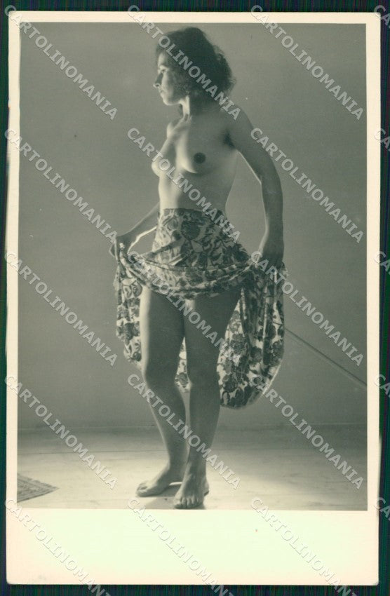Risque Nude Lady Real Photo postcard KS6477 – fronte