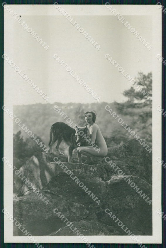 French Risque Nude Lady WHITE BACK Dog Real Photo postcard KS6485 – fronte