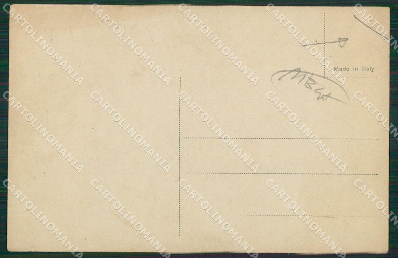 Risque Nude Lady CREASE Real Photo postcard KS6800 – retro