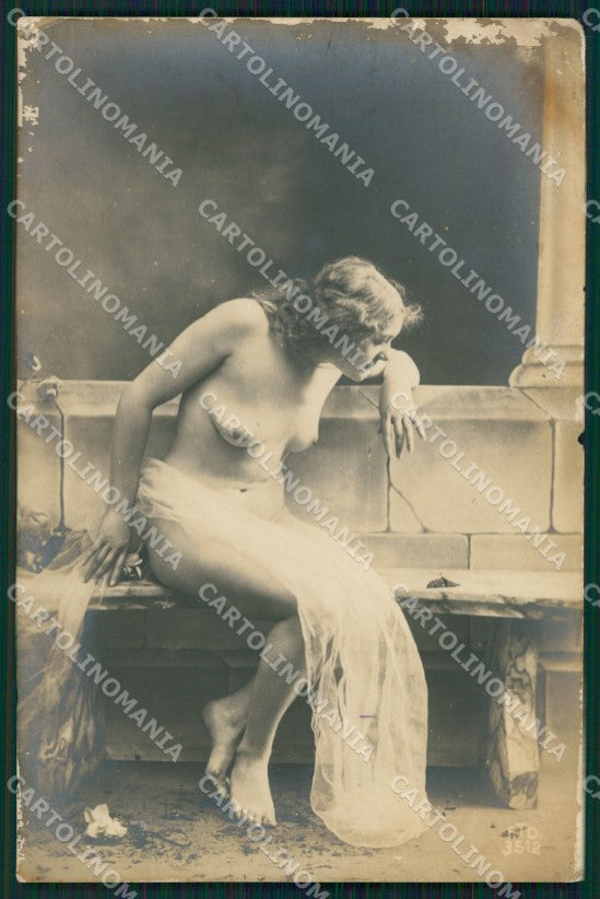 Risque Nude Lady ABRADED Real Photo postcard KS6804 – fronte