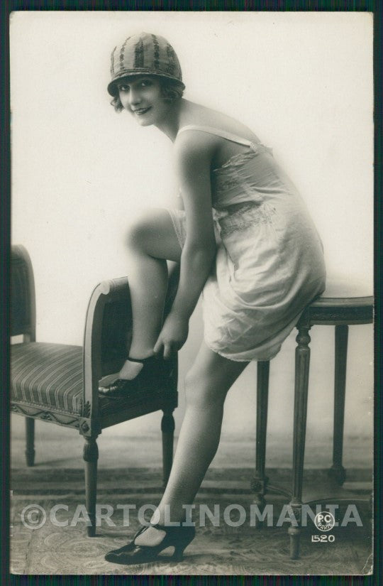 French PC Paris Risque Lady Real Photo postcard KS7538 – fronte