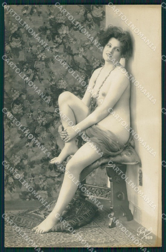 Risque Nude Lady French Super Paris Real Photo postcard KS7877 – fronte
